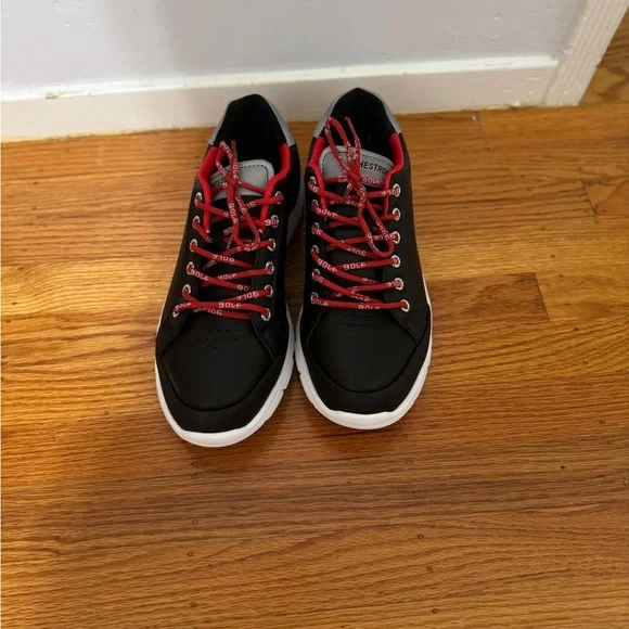 Black and Red Men's Golf shoes - Picture 1 of 2